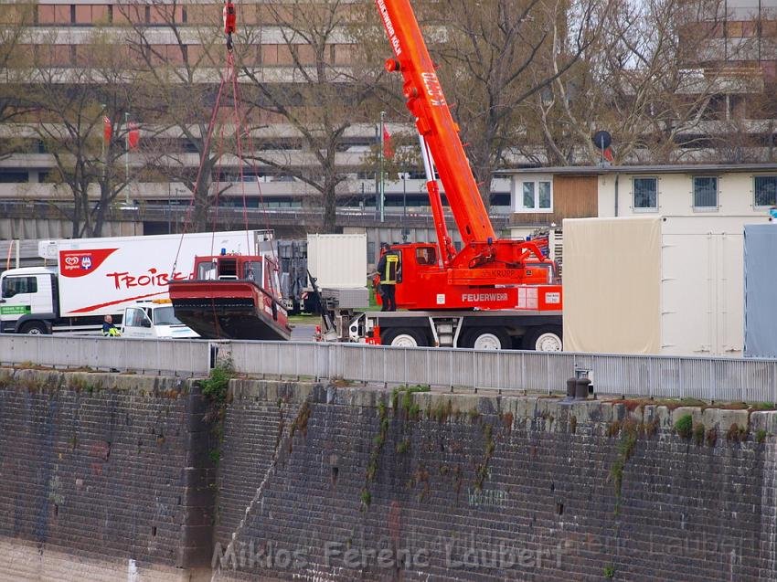 Wartungsarbeiten Rettungsboot Ursula P09.JPG